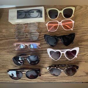 11 pairs of women’s glasses